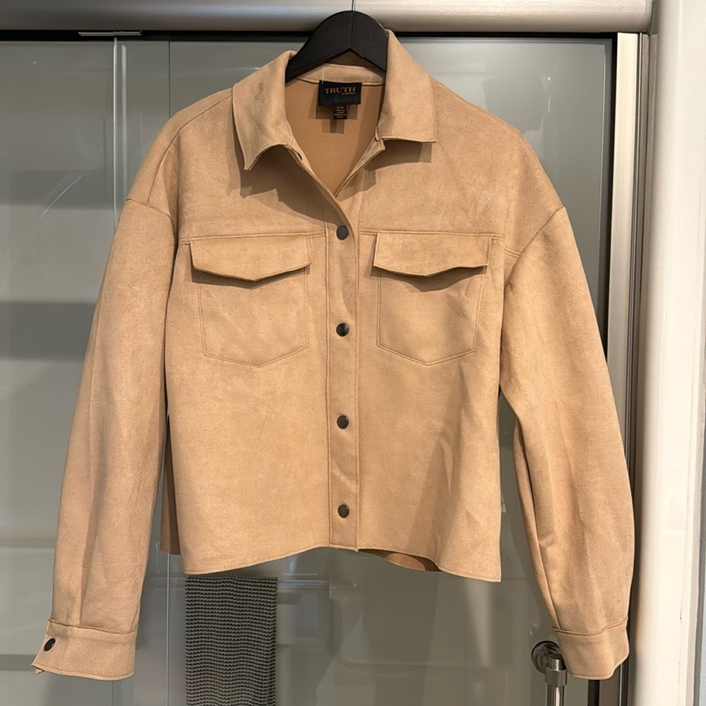 Faux suede light jacket. Size medium.
